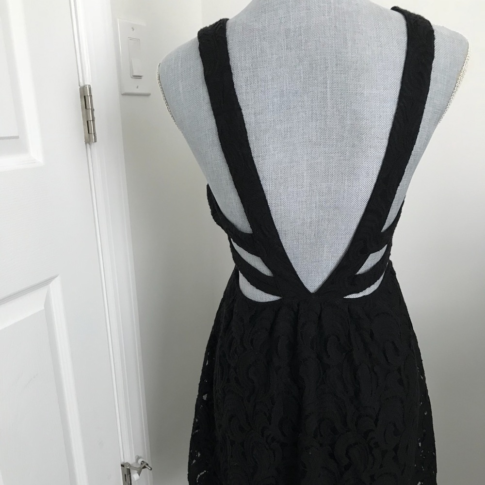 FREE PEOPLE BLACK DRESS